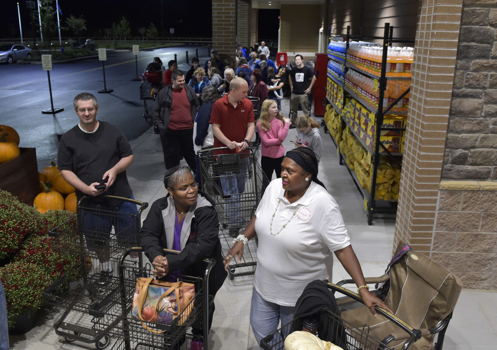 wegmans grand opening01.jpg